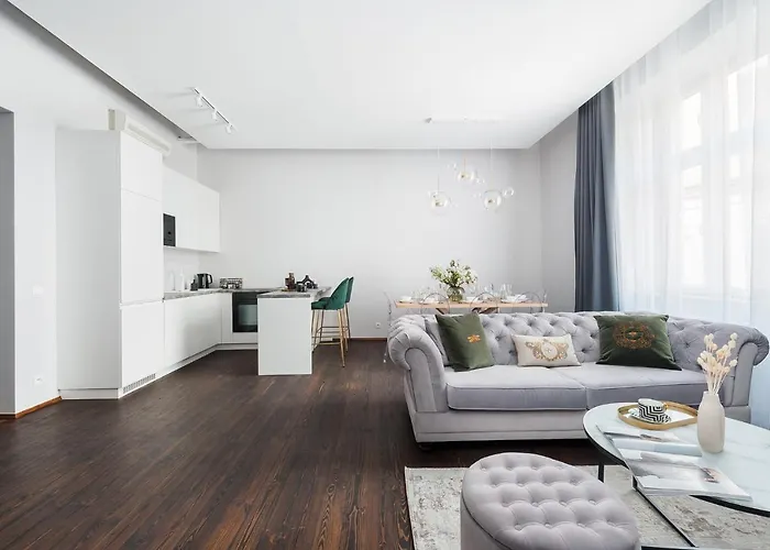 Apartmento com 3 dormitórios